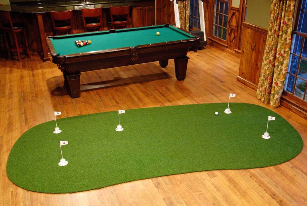7′ x 14′ 5-Hole Pro Backyard / Indoor Putting Green w/Border | StarPro